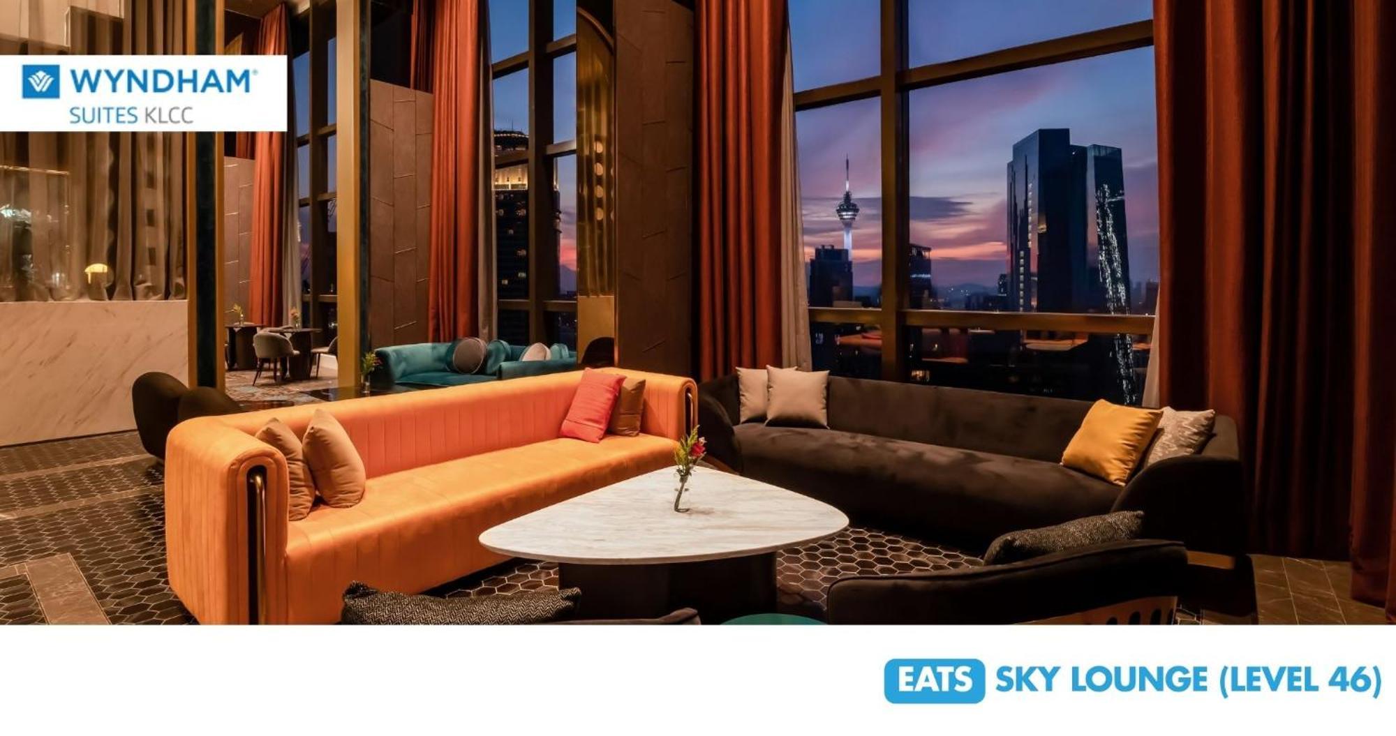 Wyndham Suites Klcc Куала-Лумпур Экстерьер фото Sky Lounge